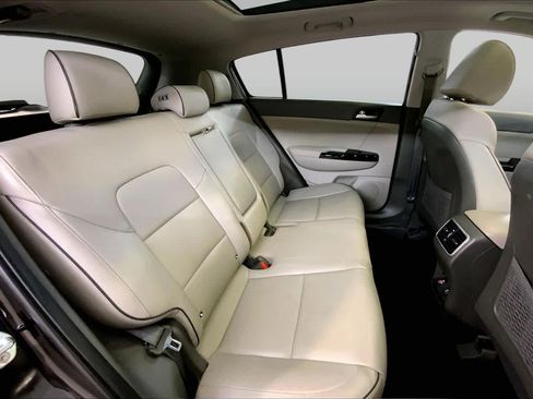 Used 2019 Kia Sportage EX w/ EX Premium Package FWD image 19