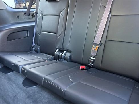 Used 2015 GMC Yukon XL SLT w/ Open Road Package image 16