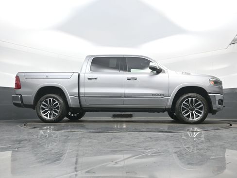 Used 2025 RAM 1500 Limited AWD/4WD image 31