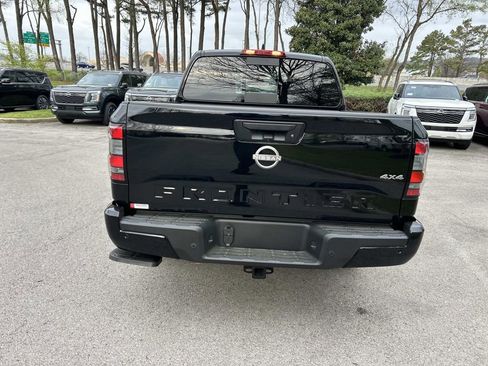 New 2026 Nissan Frontier SV w/ Tow Package AWD/4WD image 6