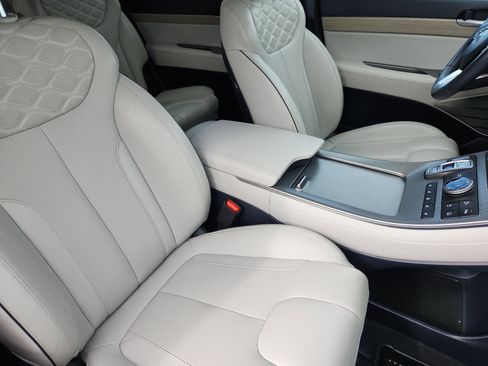 Used 2022 Hyundai Palisade Limited image 12