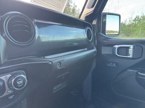 Used 2022 Jeep Gladiator Sport AWD/4WD image 24