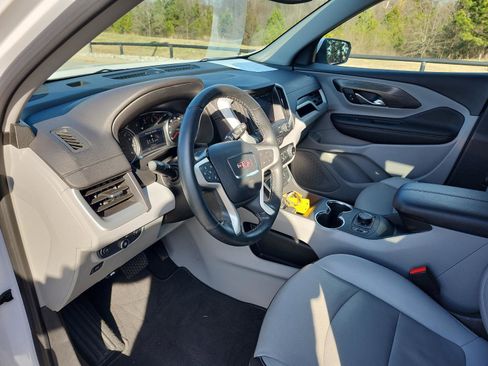 Certified 2023 GMC Terrain SLT image 13