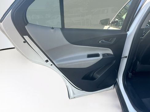 Used 2018 Chevrolet Equinox Premier AWD/4WD image 27