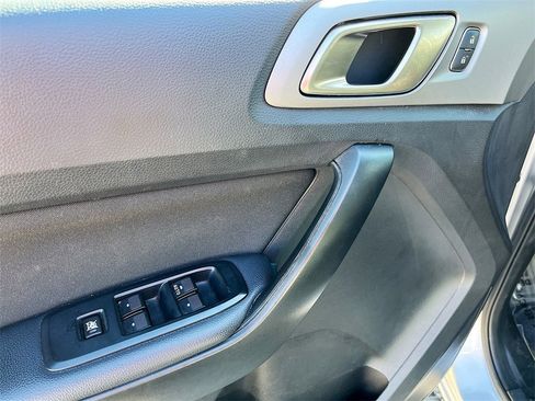 Used 2019 Ford Ranger XLT w/ Equipment Group 301A Mid image 18