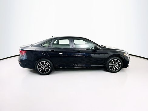 Used 2025 Volkswagen Jetta Sport image 10