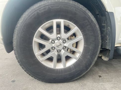 Used 2019 Nissan Frontier SV RWD image 28