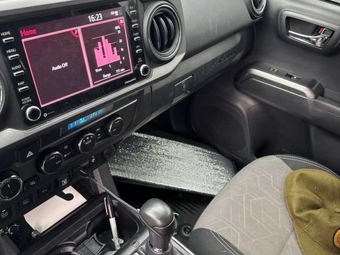 Used 2023 Toyota Tacoma TRD Sport w/ Advanced Technology Package AWD/4WD image 6