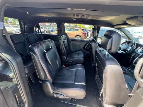 Used 2019 Dodge Grand Caravan GT FWD image 24