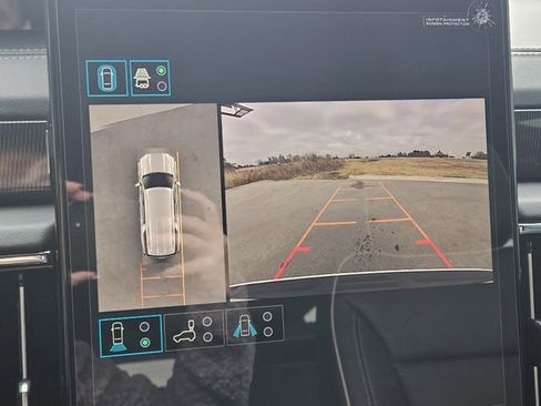 New 2026 GMC Yukon XL Elevation AWD/4WD image 14