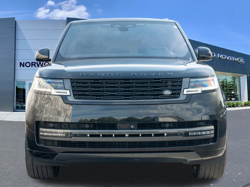 Used 2023 Land Rover Range Rover Long Wheelbase Autobiography AWD/4WD image 2