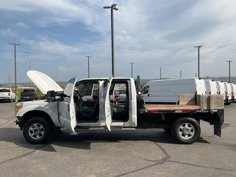 Used 2014 Ford F250 XLT image 30