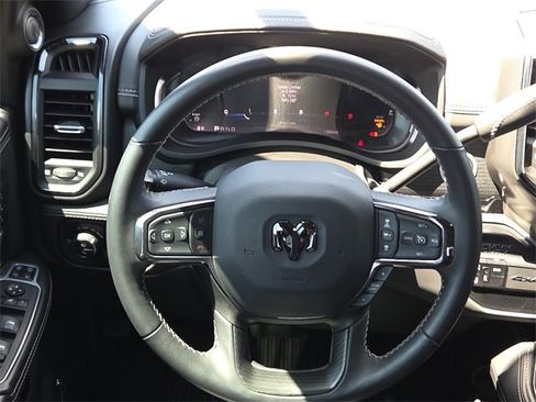 Used 2024 RAM 2500 Limited image 15