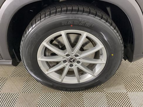 Used 2024 Mercedes-Benz GLE 450e 4MATIC image 11