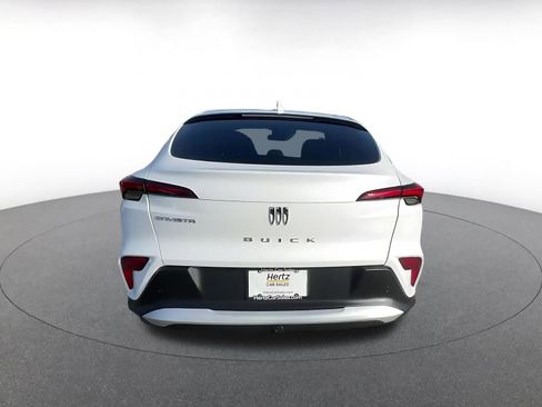 Used 2025 Buick Envista Preferred image 12