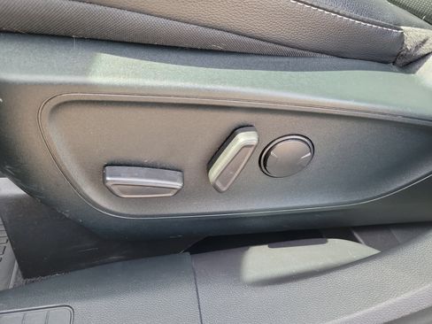 Used 2022 Ford Escape SEL AWD/4WD image 17