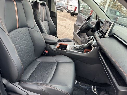 Used 2024 Toyota RAV4 Adventure image 32