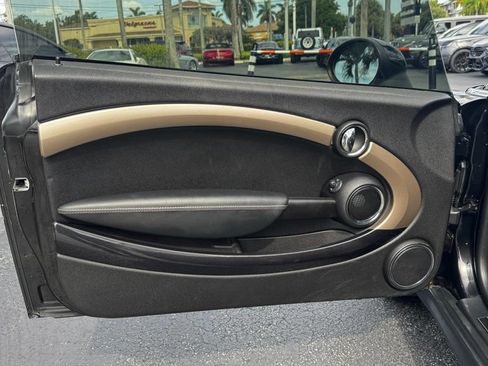 Used 2014 MINI Cooper Clubman S FWD image 9