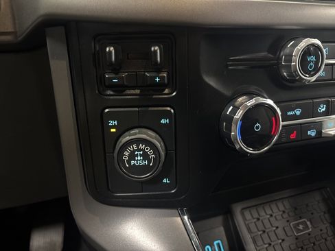 Used 2024 Ford F150 XLT w/ Equipment Group 302A MID image 23