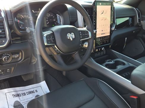 Used 2025 RAM 1500 Laramie image 20