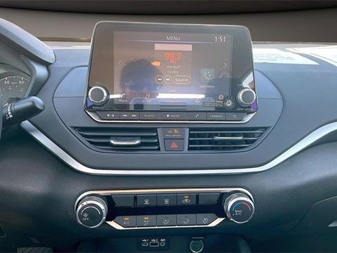 Certified 2025 Nissan Altima 2.5 S image 6