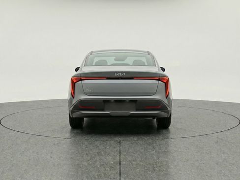 Used 2025 Kia K4 LXS image 7