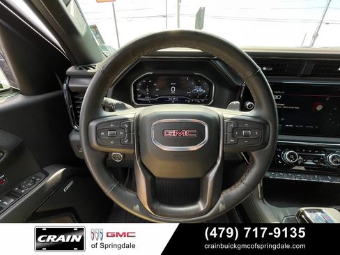 Used 2024 GMC Sierra 1500 AT4 w/ Technology Package AWD/4WD image 14
