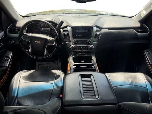Used 2018 Chevrolet Suburban Premier RWD image 15