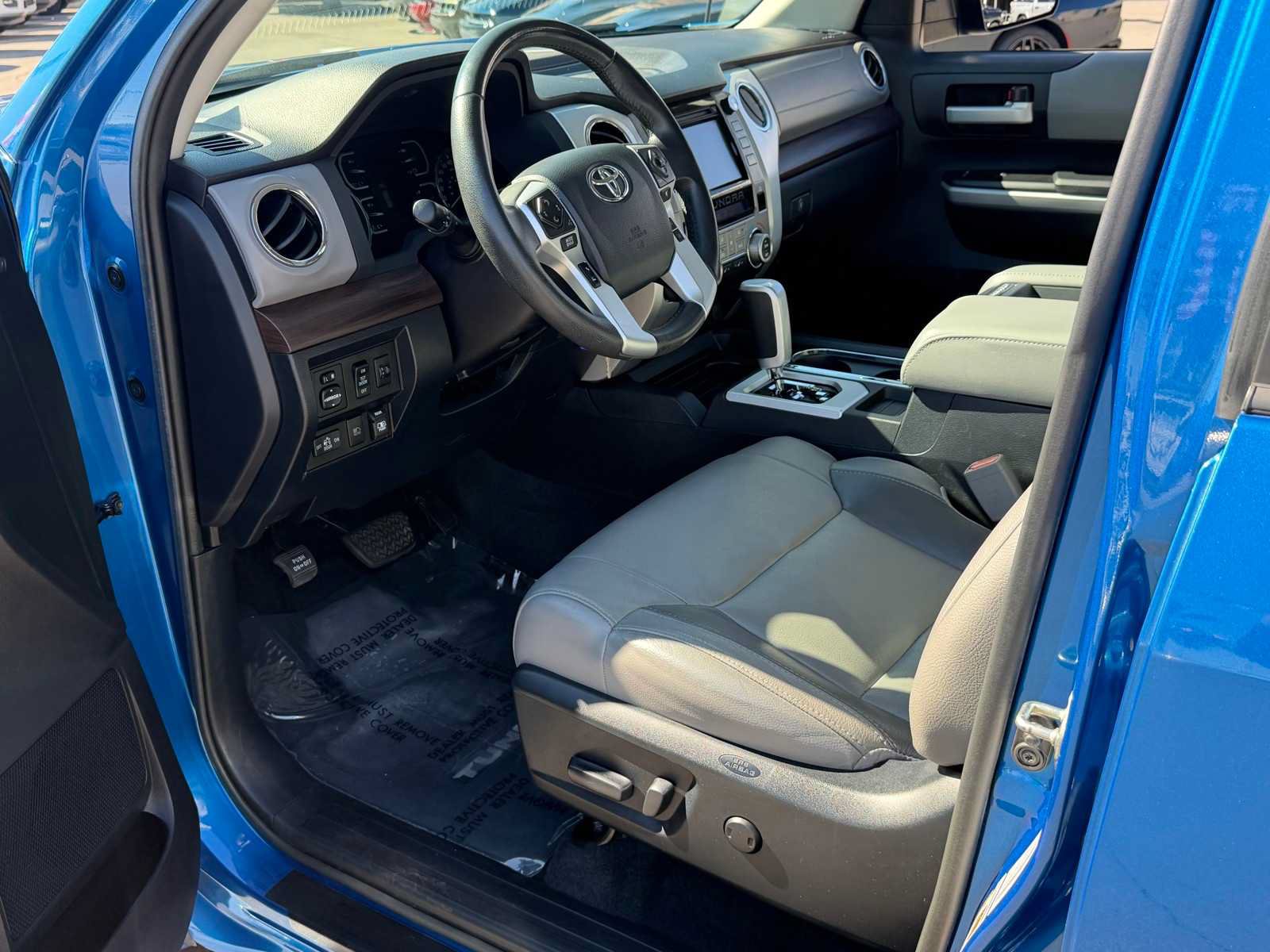 Used 2018 Toyota Tundra Limited w/ Limited Premium Package AWD/4WD image 13