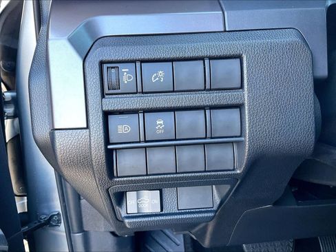 Used 2025 Toyota Tacoma SR5 image 34