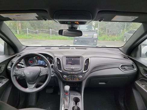 Used 2024 Chevrolet Equinox RS image 25