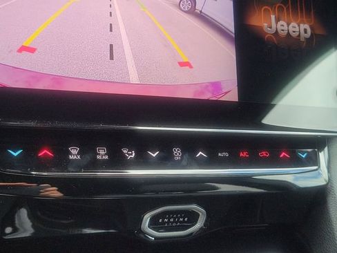 New 2026 Jeep Grand Cherokee L Limited AWD/4WD image 24