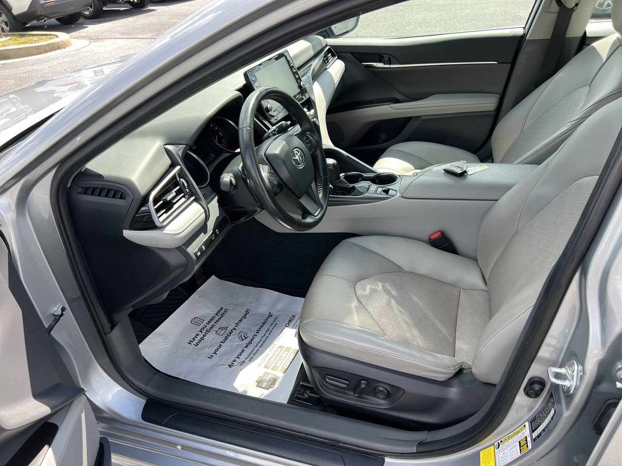 Used 2024 Toyota Camry XSE FWD image 16
