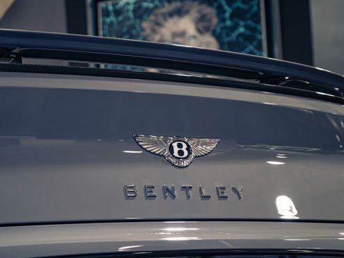 Used 2022 Bentley Continental GT AWD/4WD image 5