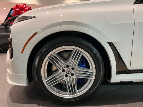New 2026 BMW ALPINA XB7 AWD/4WD image 10