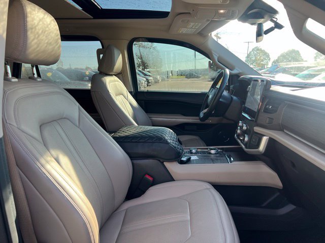 Used 2023 Ford Expedition Max Limited AWD/4WD image 10