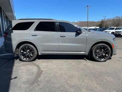 Used 2022 Dodge Durango GT image 4