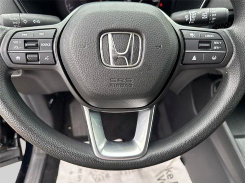 Used 2023 Honda CR-V LX image 9