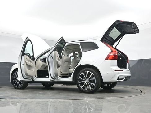 Used 2023 Volvo XC60 B5 Plus w/ Climate Package image 52