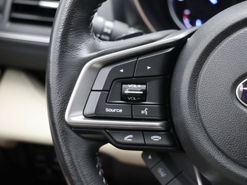 Used 2022 Subaru Ascent Limited w/ Technology Package image 21