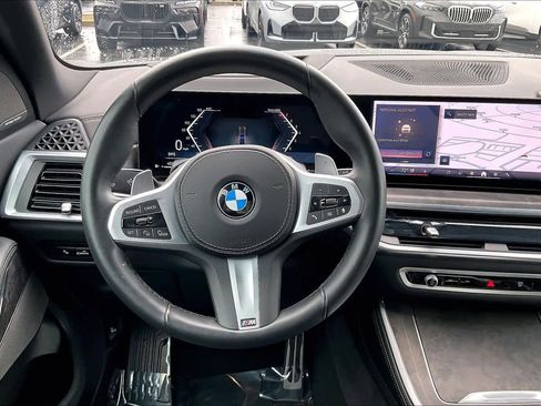 Used 2025 BMW X5 xDrive40i image 8