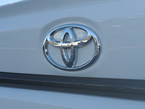 New 2026 Toyota Corolla SE image 7