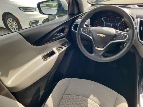 Used 2023 Chevrolet Equinox LT FWD image 14