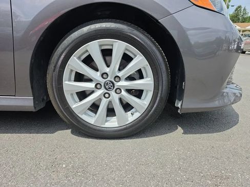Used 2019 Toyota Camry LE w/ Carpet Mat Package FWD image 9