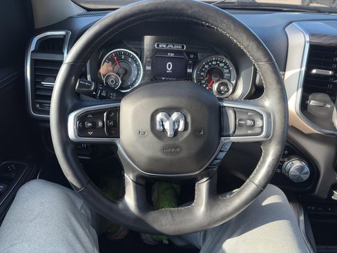 Used 2019 RAM 1500 Laramie image 38