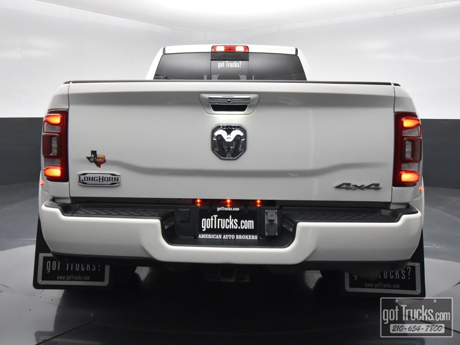 Used 2022 RAM 3500 Limited AWD/4WD image 6
