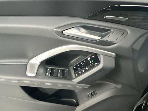 Used 2025 Audi Q5 Premium Plus w/ Premium Plus AWD/4WD image 11