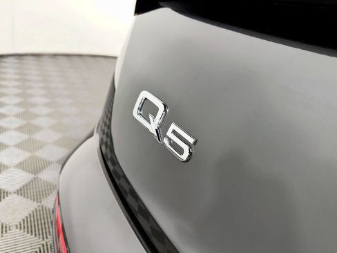 Used 2022 Audi Q5 2.0T Premium Plus AWD/4WD image 11
