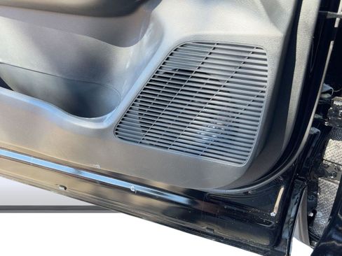 New 2026 Nissan Kicks S image 21