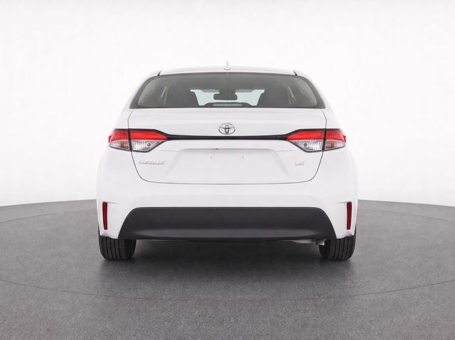 Used 2025 Toyota Corolla LE FWD image 7